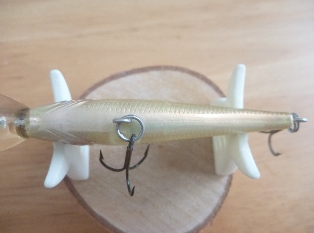 VINTAGE FISHING LURES Rare Devon Minnow Very Small Spinning Perch